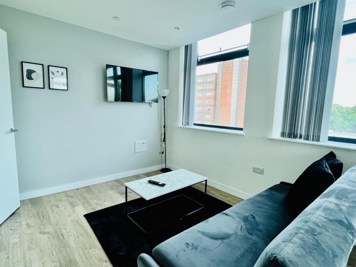 Stunning One Bedroom Apartment In Old Trafford Manchester Eksteriør bilde