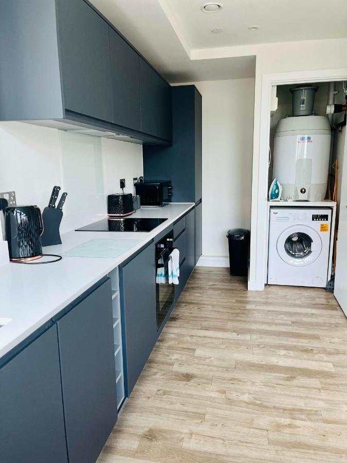Stunning One Bedroom Apartment In Old Trafford Manchester Eksteriør bilde